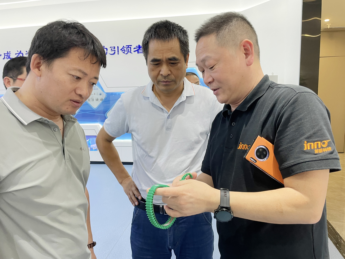 加強校企合作，共建產學共贏